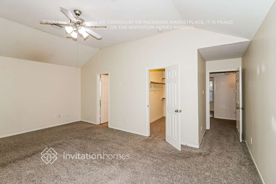 Building Photo - 5806 Le Carpe Plantation Ct