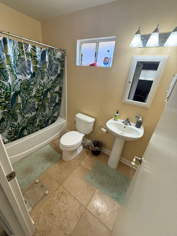 Building Photo - 91-542-542 Makalea St