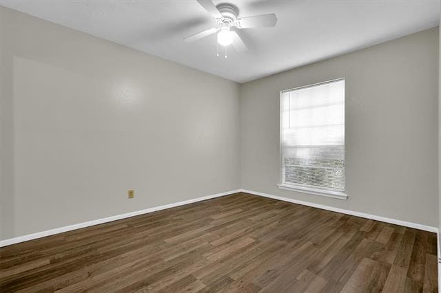 Building Photo - 1113 Holbrook Dr