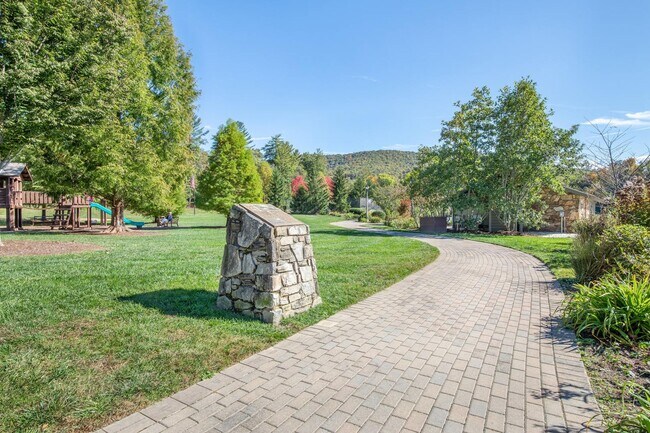 Building Photo - 541 Welsh Partridge Cir