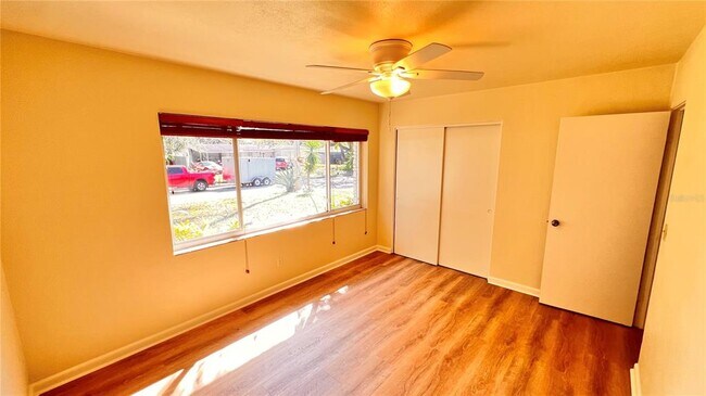 Building Photo - 1516 Dove Dr