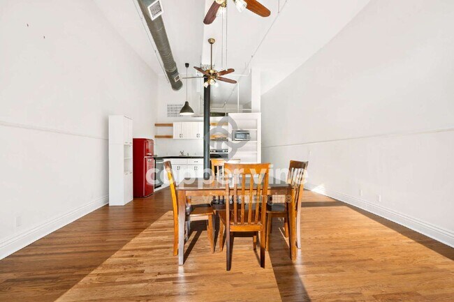 Building Photo - 1617 California St