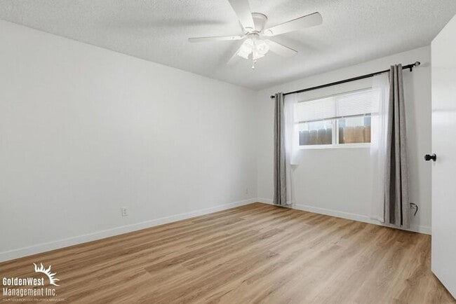 Building Photo - Bright and Inviting 2Bdm 1Ba Home in Escondido.