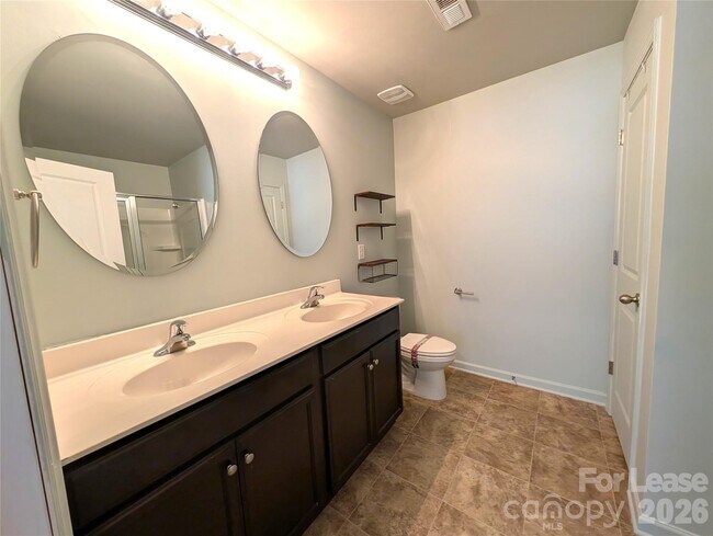 Building Photo - 2525 Mcintosh St