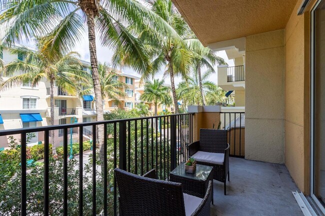 Building Photo - 255 NE 3rd Ave