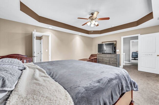 Building Photo - 3342 Cotham Ln