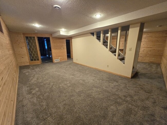Building Photo - 5038 W Elm Ct