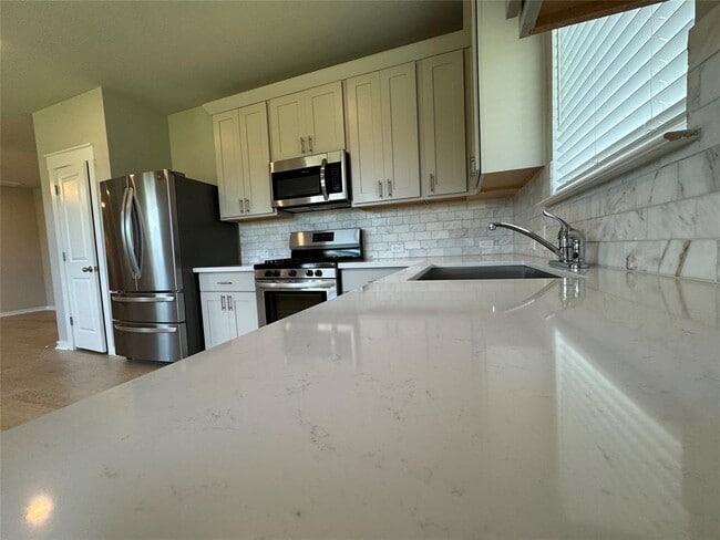 Building Photo - 17502 Bay Skipper Dr