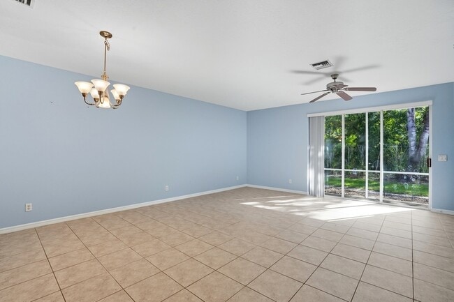 Building Photo - 3383 Antica St