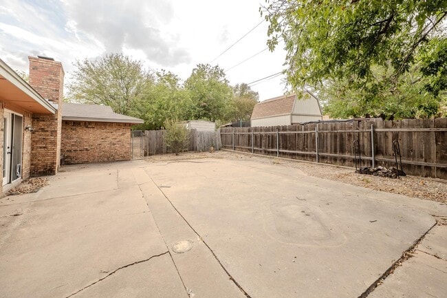 Building Photo - 9 Lackland Cir
