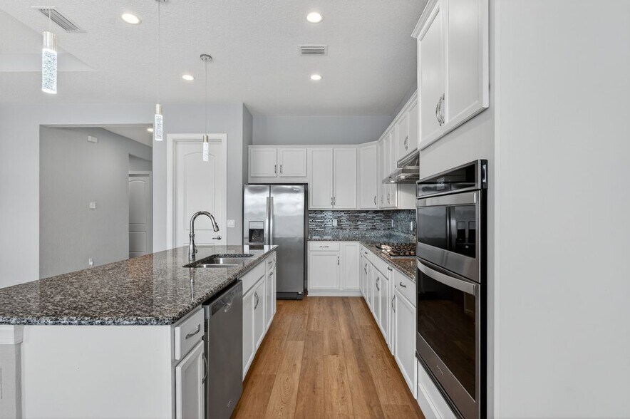 Building Photo - 105 Wye Rd