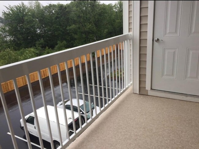 Building Photo - 70 Trotter Rd