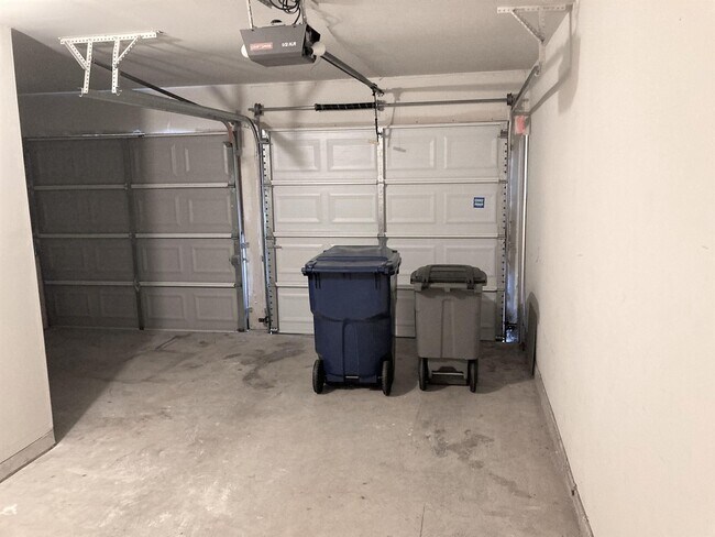 Building Photo - 21215 Branford Hills Ln