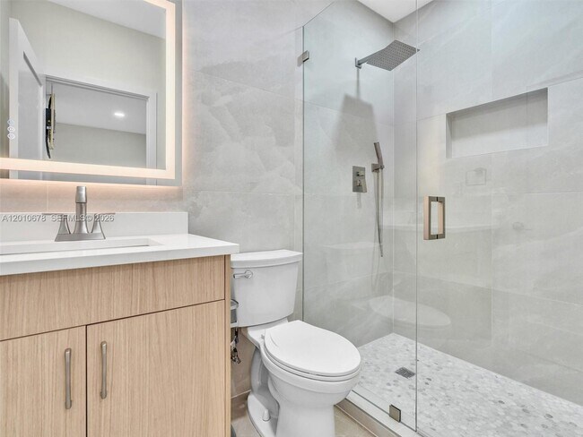 Building Photo - 3863 SW 53rd Pl