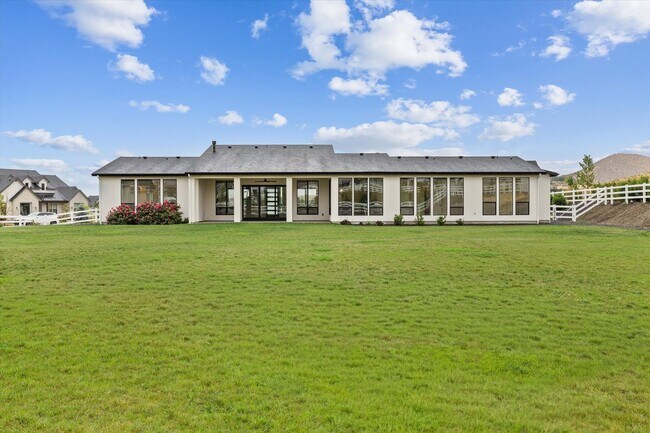 Building Photo - Luxury Rental | Dry Creek Ranch Estates