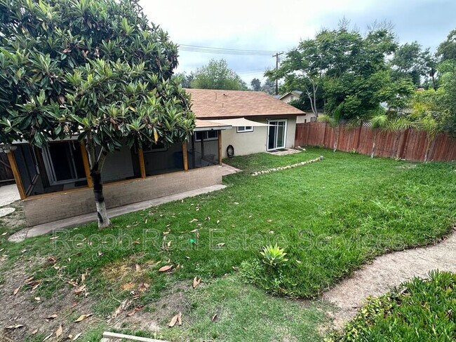 Building Photo - 4859 Campanile Dr