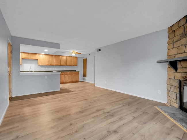 Building Photo - $1,545.95, 2-bed, 2-bath located in Denver with $500 OFF FIRST MONTH'S RENT!