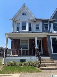 Building Photo - 102 N 4th St