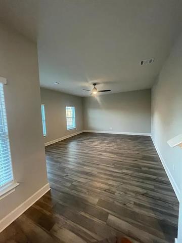 Building Photo - 312 Lone Wolf Trl