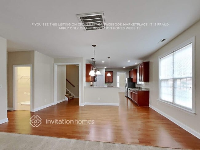 Building Photo - 8627 Ridgeline Ln