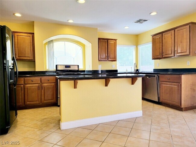 Building Photo - 10885 Fintry Hills St