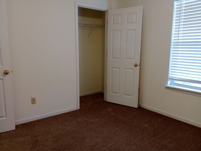 Building Photo - 3500-3502 Delmar Ct.