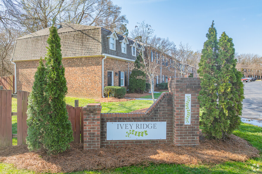 Primary Photo - Ivey Ridge Apartments