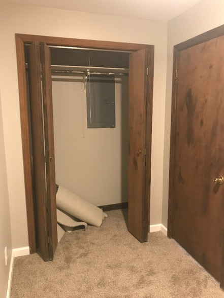 Building Photo - 222 Washington St