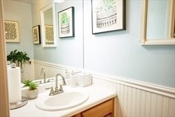 Building Photo - 30 Juniper Wood Dr