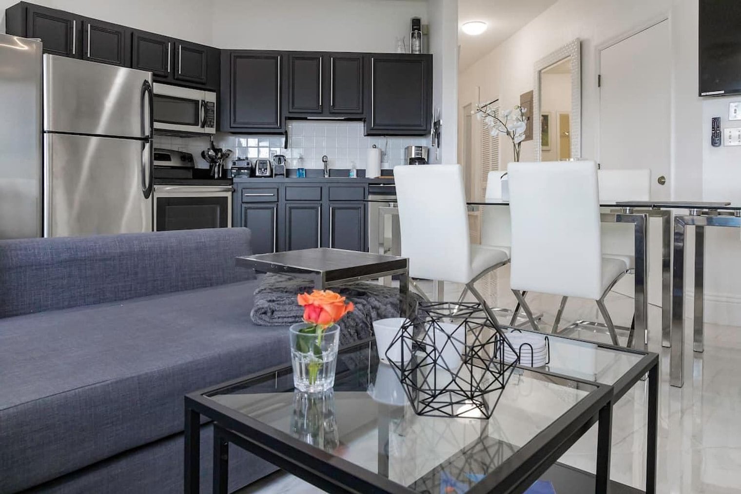 Building Photo - 1916 Perfect Dr