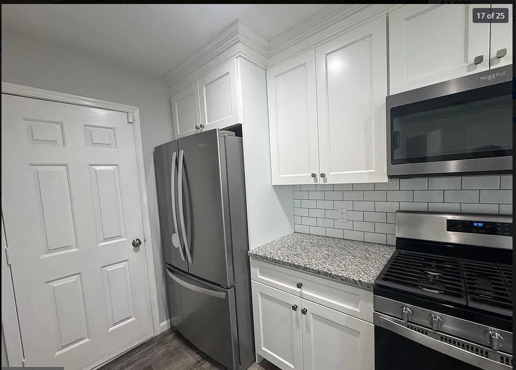 Building Photo - 119 Stoneham Dr