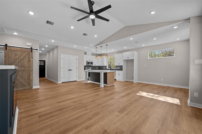 Building Photo - 28407 Champion Oaks Dr