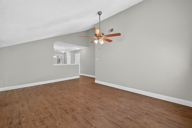Building Photo - 7711 Del Glen Ln