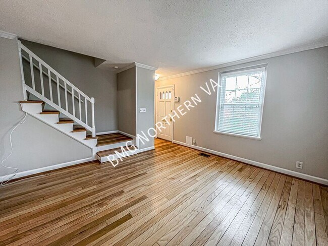 Building Photo - 4840 S 28th St
