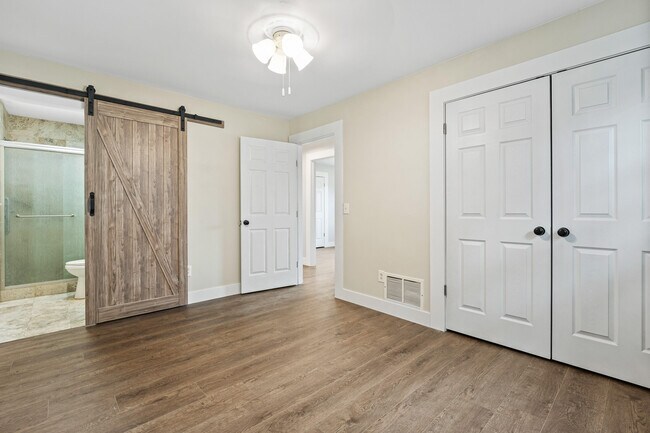 Building Photo - 5223 41st St