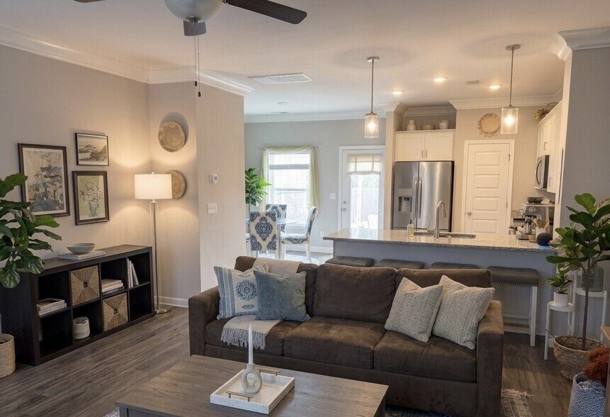 Building Photo - 2736 Wind Gap Dr