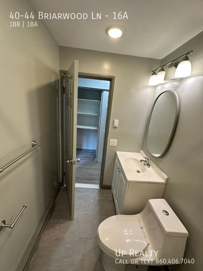 Building Photo - 40-44 Briarwood Ln-16A