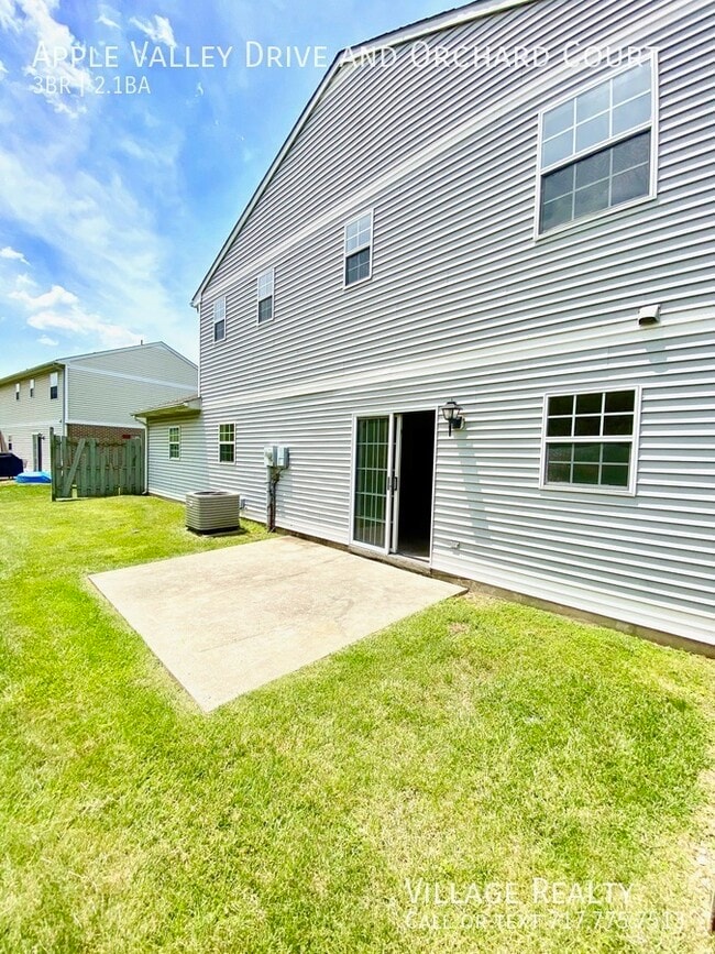 Building Photo - 710 Apple Valley Dr