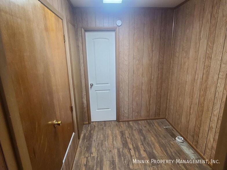Building Photo - 3606 Tanner Dr