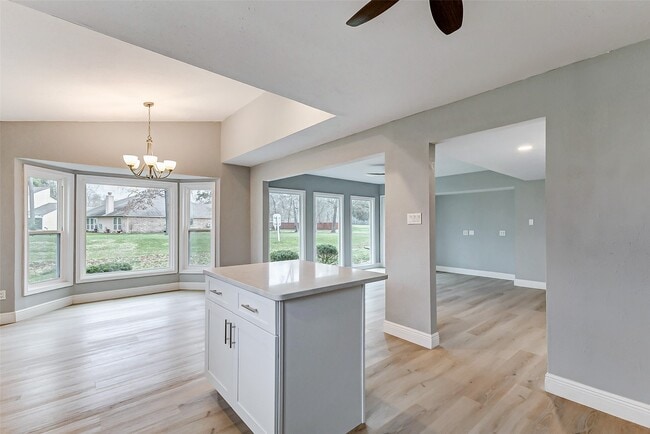 Building Photo - 1727 Cloister Dr