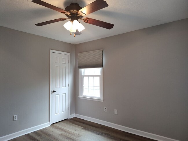 Building Photo - Beautiful home located in a Cul-de-Sac in the Terrabrook Community!
