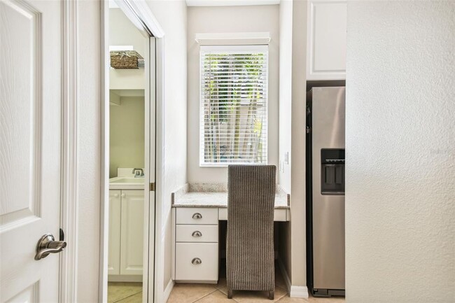 Building Photo - 7328 Lake Forest Gln
