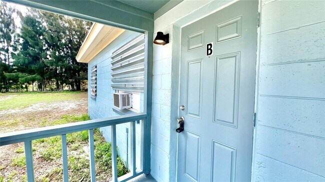 Building Photo - 1308 N 21st St