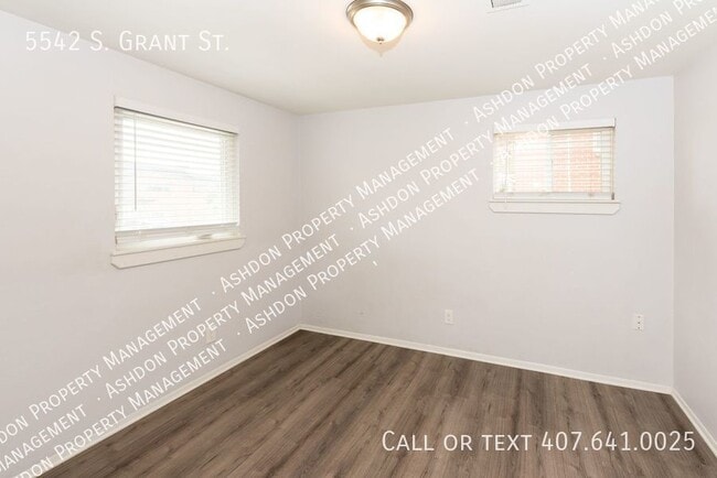 Building Photo - 5542 S Grant St