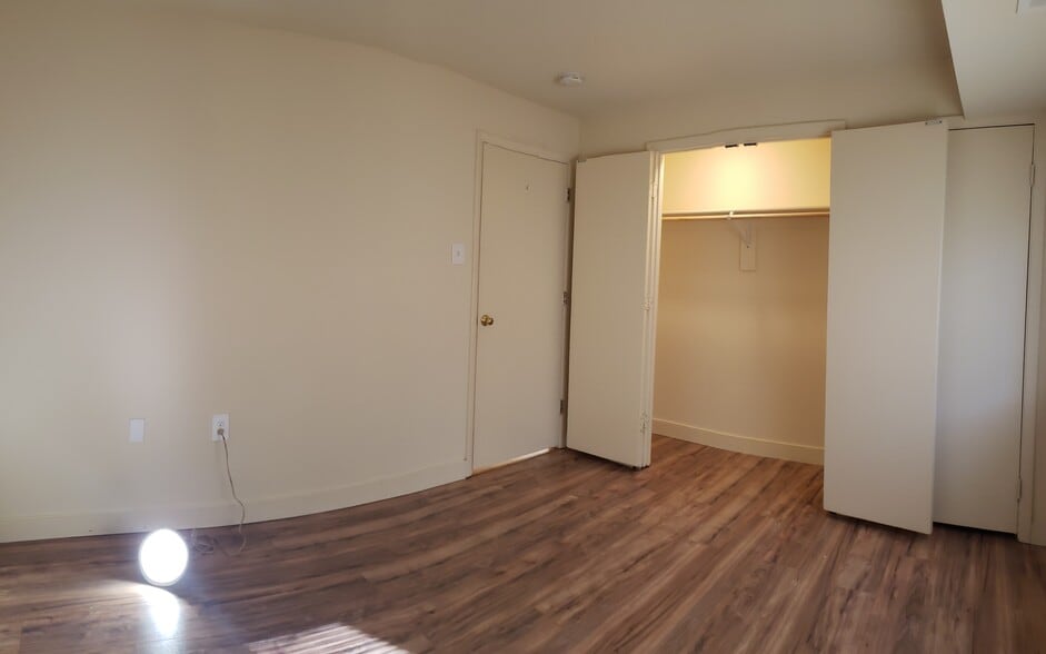 Guess Bedroom - 12203 Braxfield Ct