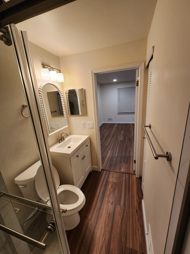 Building Photo - 33 Cypress Ct