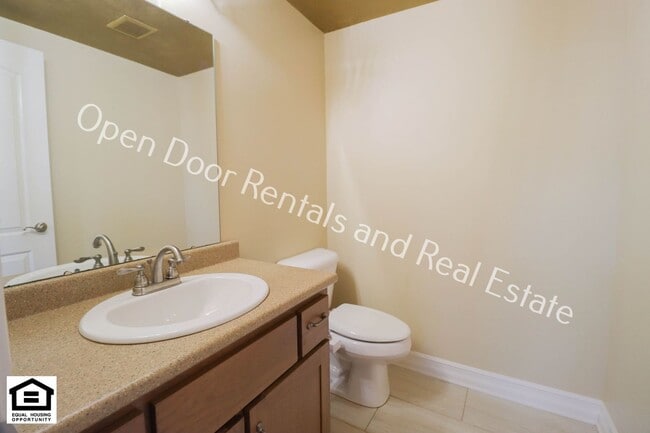 Building Photo - Coming soon! 50% off first months rent** W...