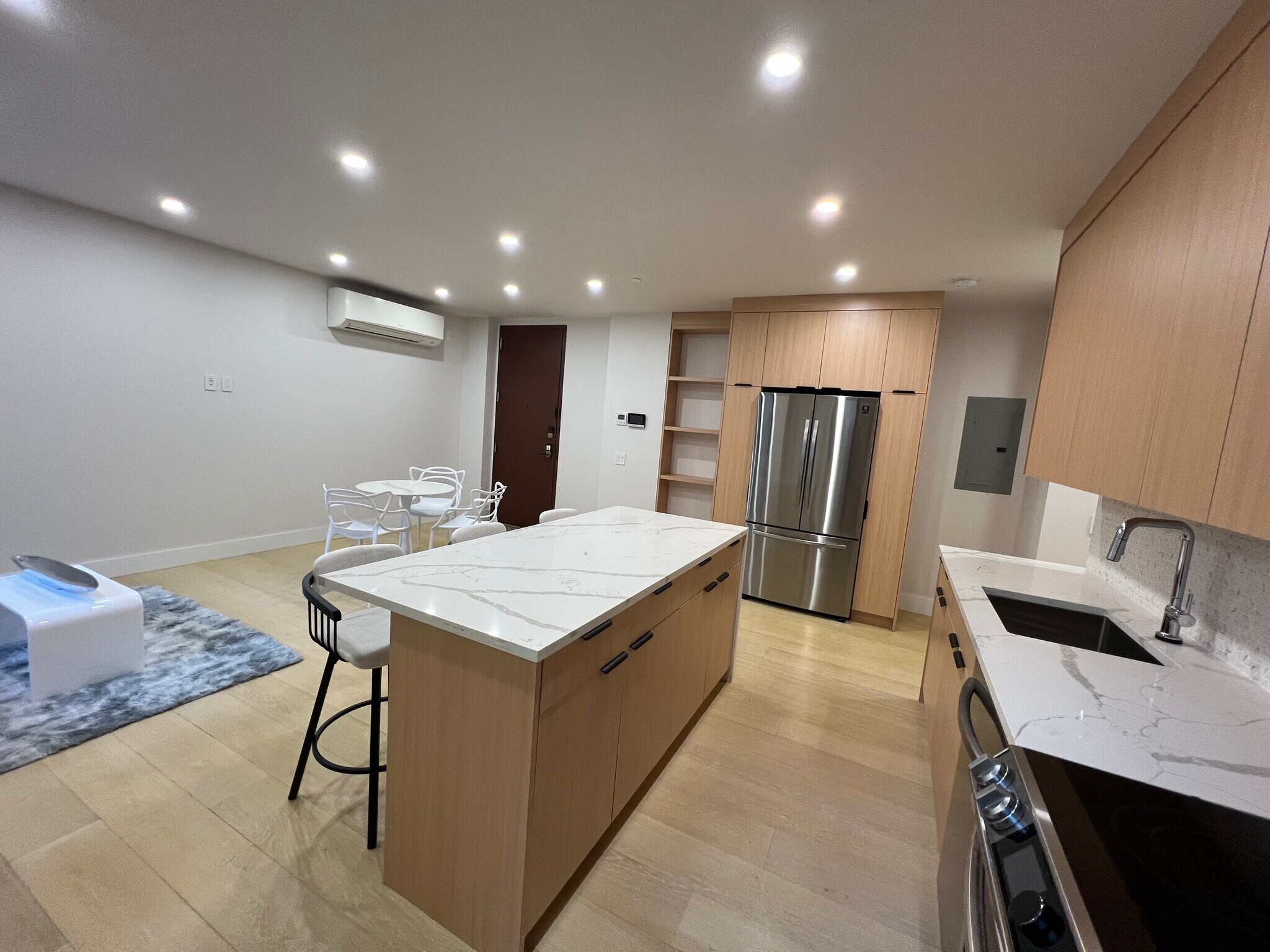 Building Photo - 244 Water St