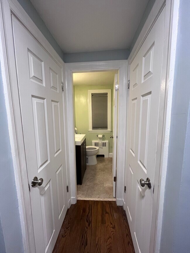 Building Photo - 48 Aberdeen Rd