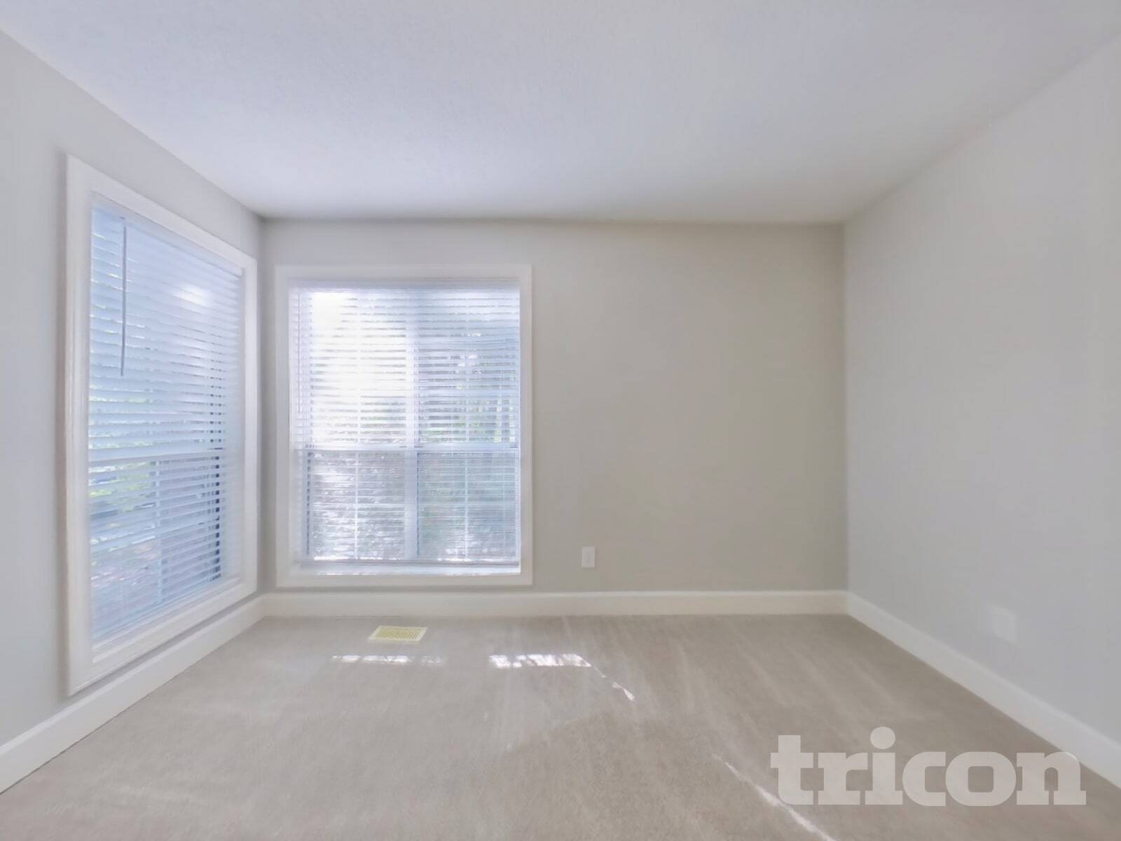 Building Photo - 4199 Green Ct